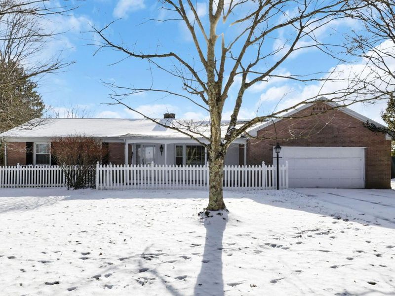 245 Rainbow Drive NE, Lancaster, OH 43130 Photo 1