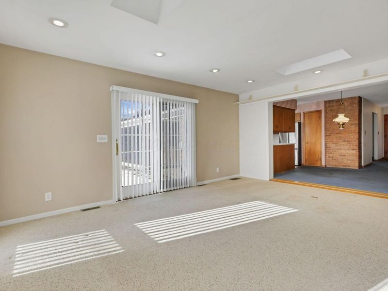 245 Rainbow Drive NE, Lancaster, OH 43130 Photo 25