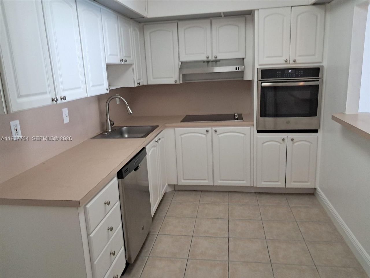 19380 Collins Ave, Unit 806, Sunny Isles Beach, FL 33160 Photo