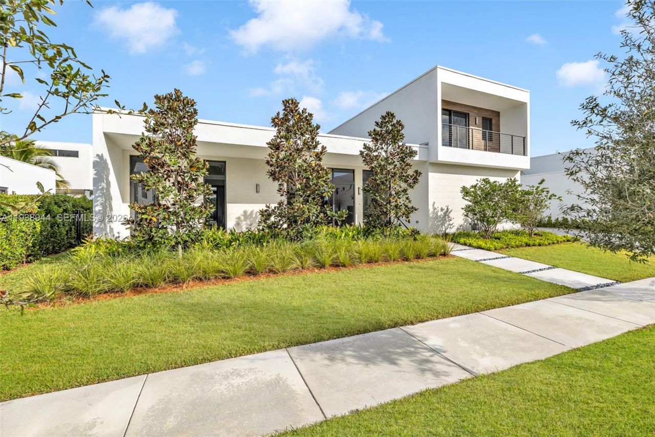 16699 N Botaniko Dr N, Weston, FL 33326 Photo