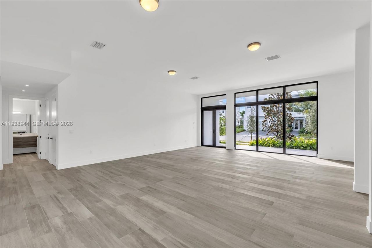 16699 N Botaniko Dr N, Weston, FL 33326 Photo