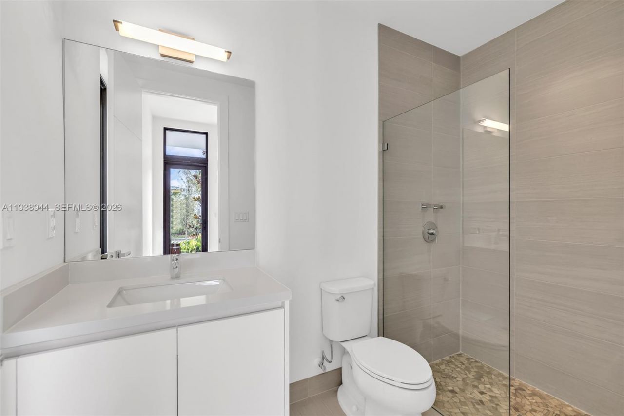 16699 N Botaniko Dr N, Weston, FL 33326 Photo