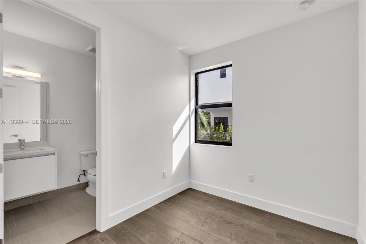 16699 N Botaniko Dr N, Weston, FL 33326 Photo