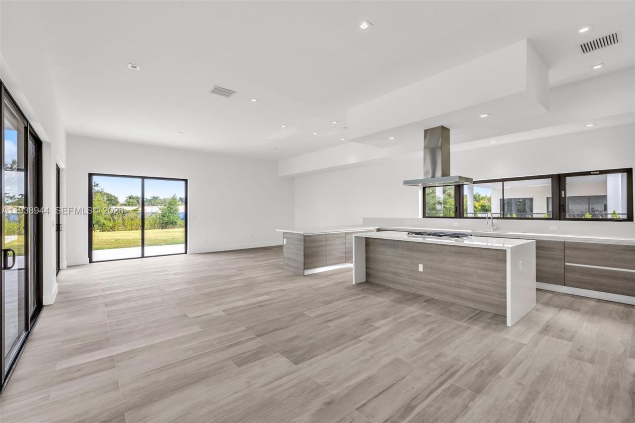 16699 N Botaniko Dr N, Weston, FL 33326 Photo