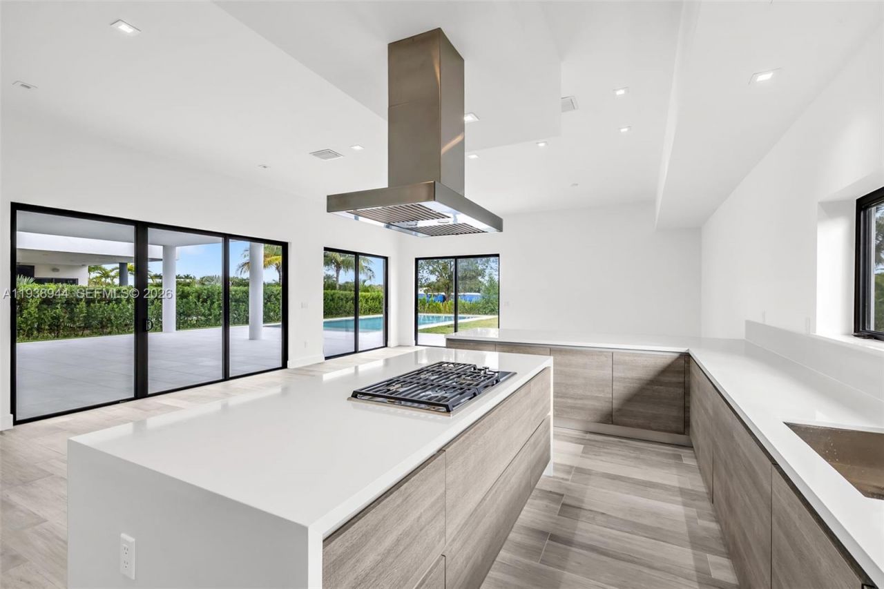 16699 N Botaniko Dr N, Weston, FL 33326 Photo