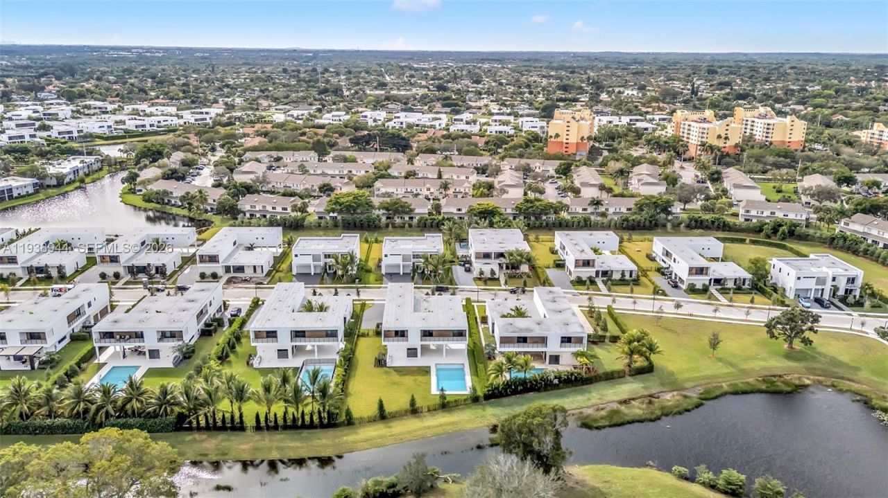 16699 N Botaniko Dr N, Weston, FL 33326 Photo