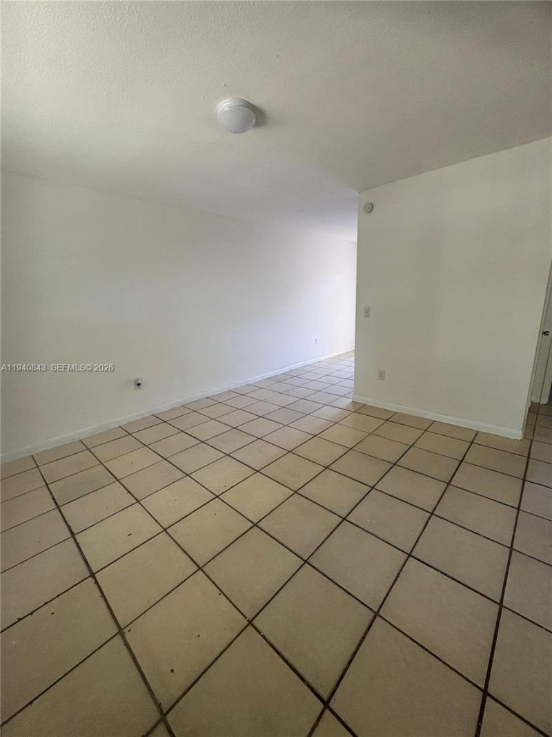 920 NW 55th Ter, Unit 922, Miami, FL 33127 Photo