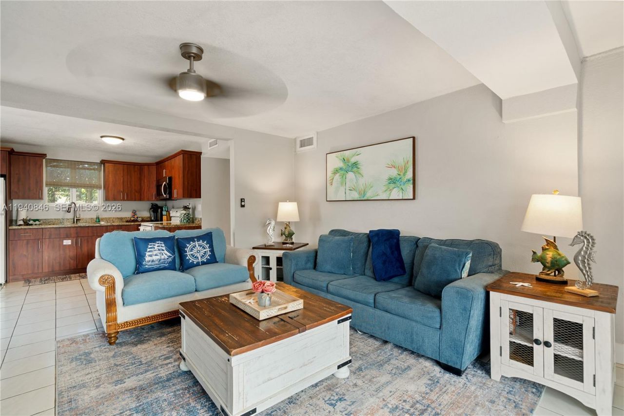 127 Seaside Ave, Key Largo, FL 33037 Photo