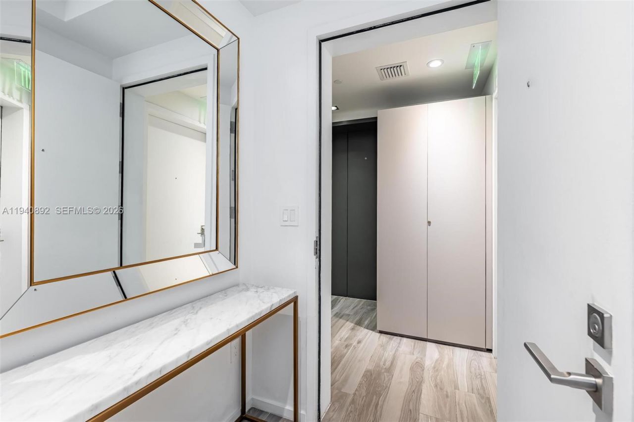 801 S Miami Ave, Unit 2905, Miami, FL 33130 Photo