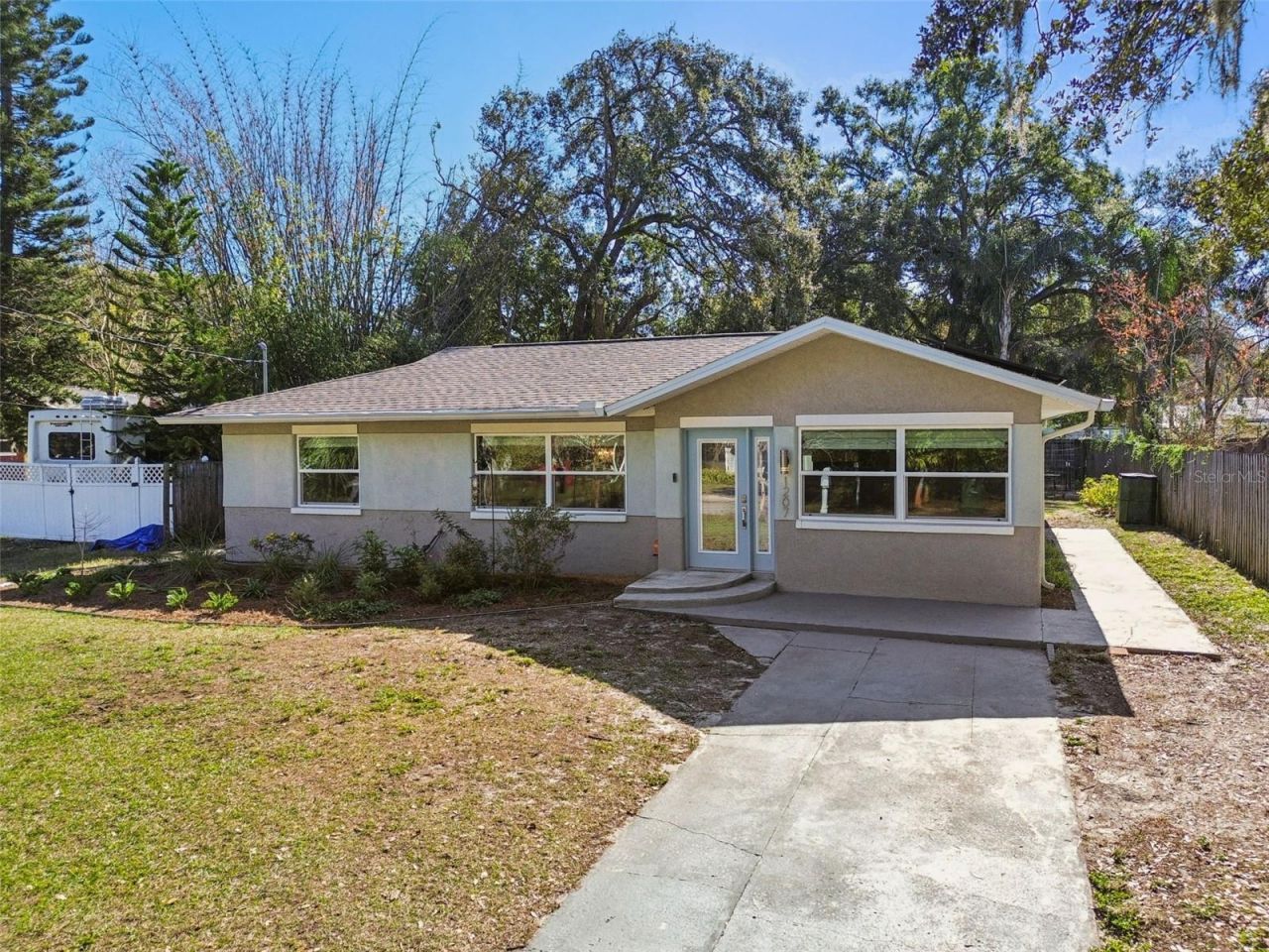 1207 E Crawford Street, Tampa, FL 33604 Main Photo