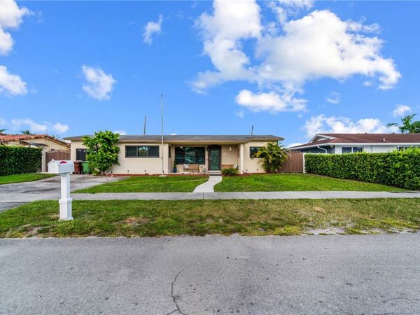 8065 W 14TH COURT, HIALEAH, FL 33014