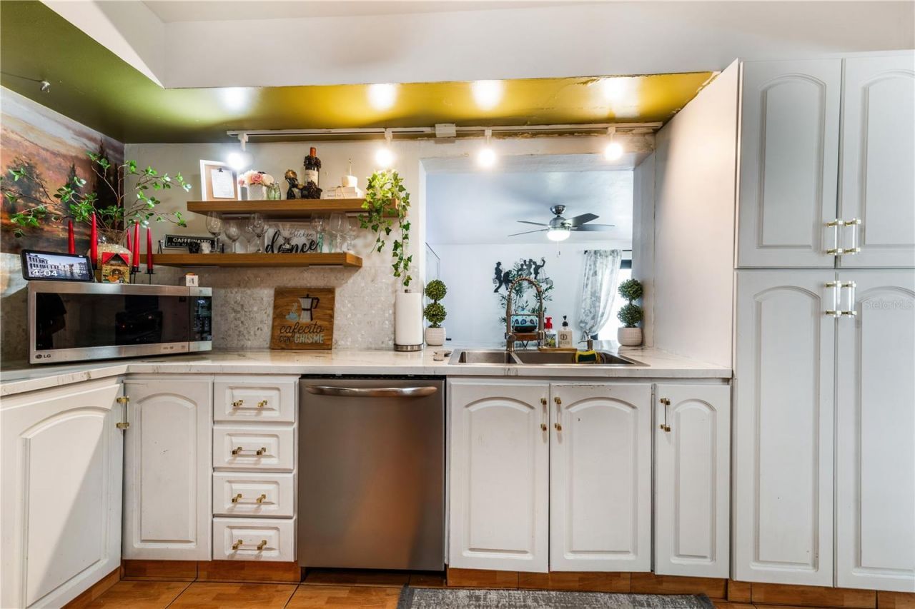 8065 W 14th Court, Hialeah, FL 33014 Photo