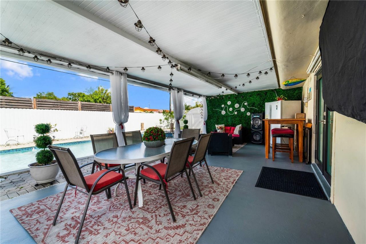 8065 W 14th Court, Hialeah, FL 33014 Photo