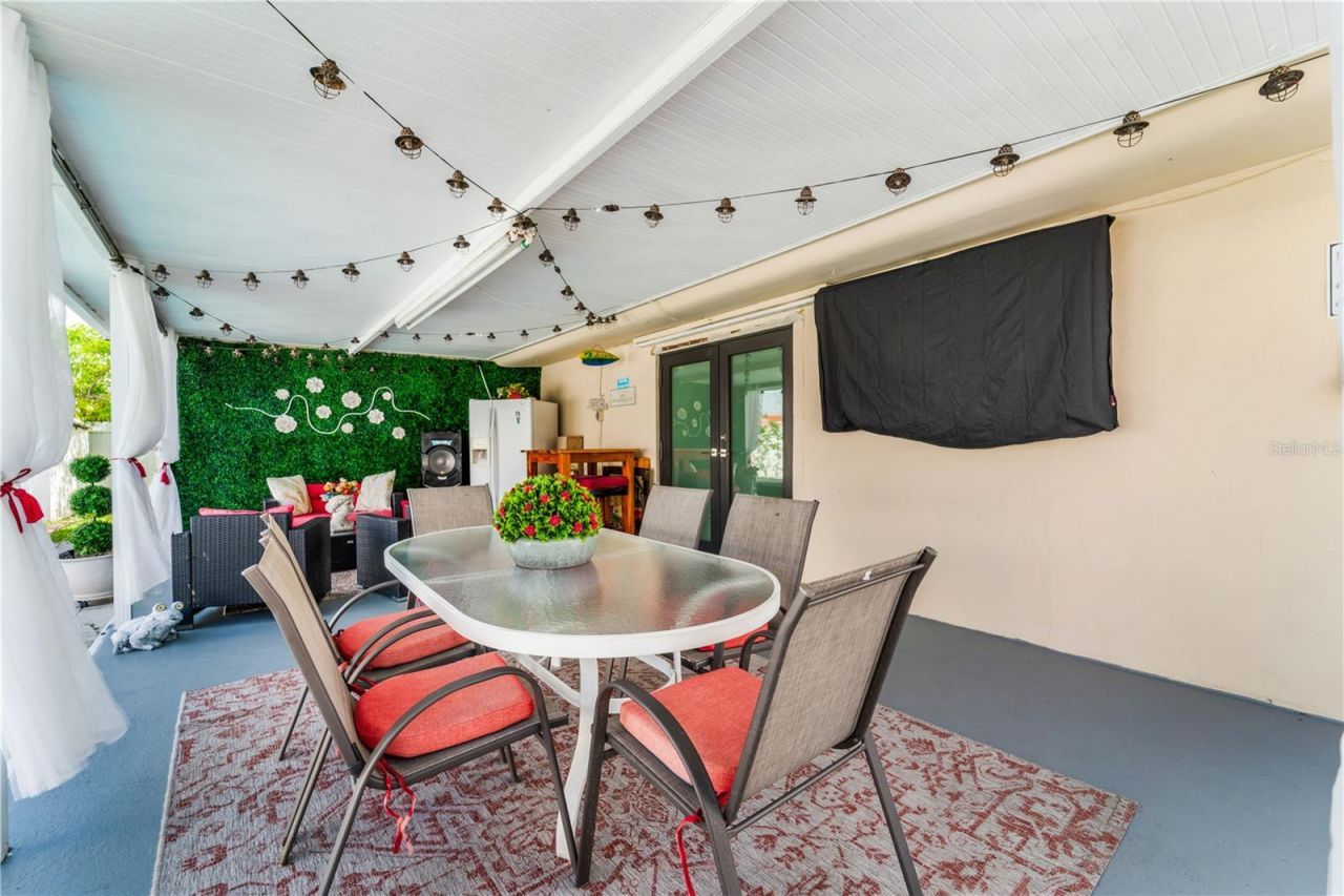 8065 W 14th Court, Hialeah, FL 33014 Photo