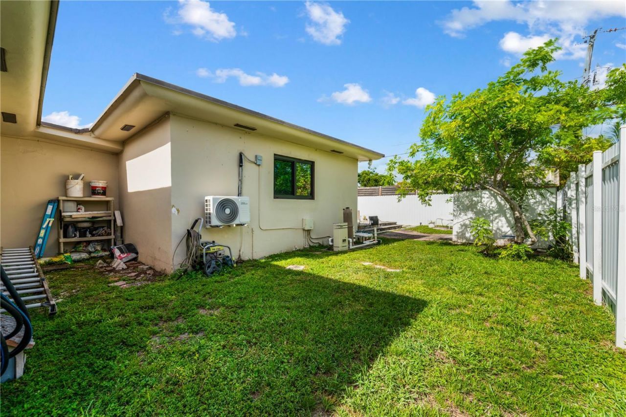 8065 W 14th Court, Hialeah, FL 33014 Photo