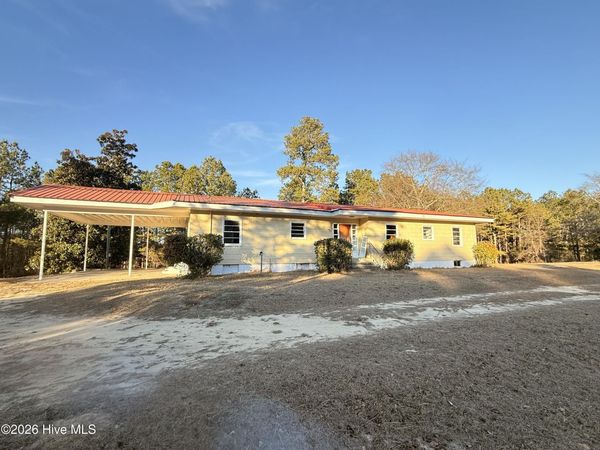 2023 NC-211, Eagle Springs, NC 27242