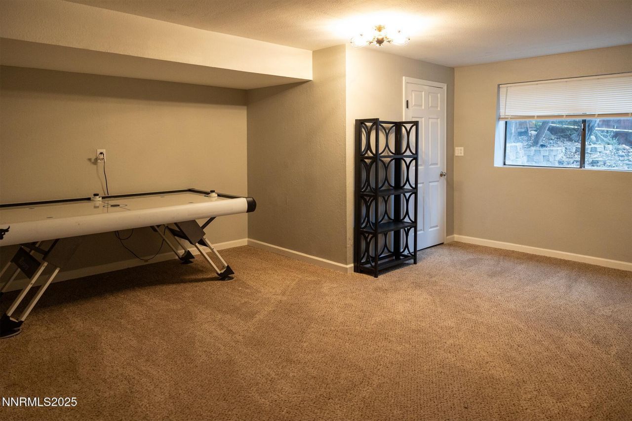 2555 Camelot Way, Reno, NV 89509 Photo