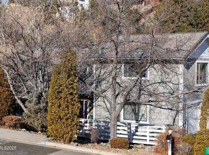 2555 Camelot Way, Reno, NV 89509 Photo