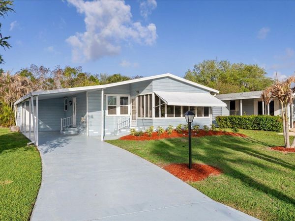 2969 Fiddlewood Circle, Port St. Lucie, FL 34952