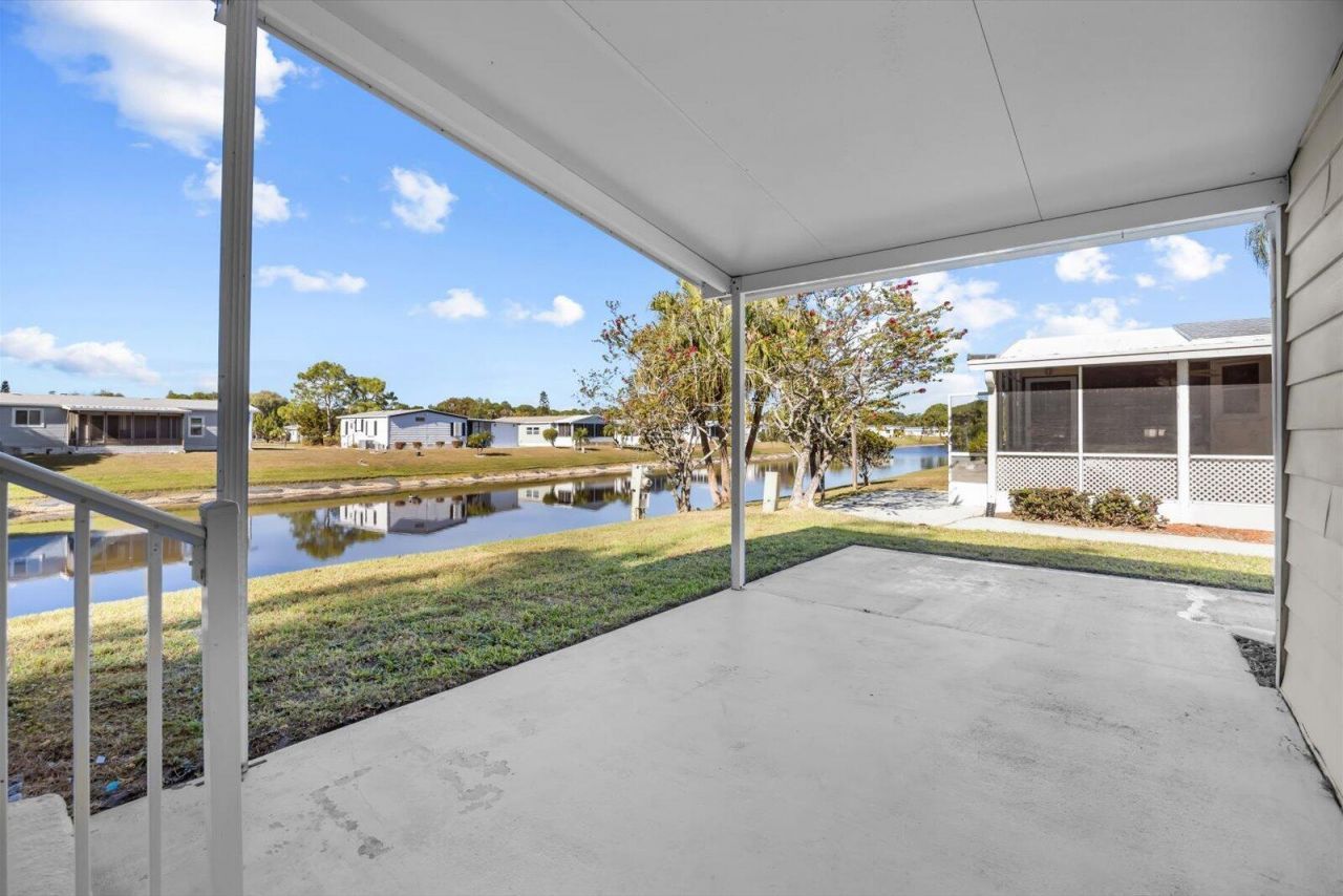8221 Cinnamon Lane, Port Saint Lucie, FL 34952 Photo