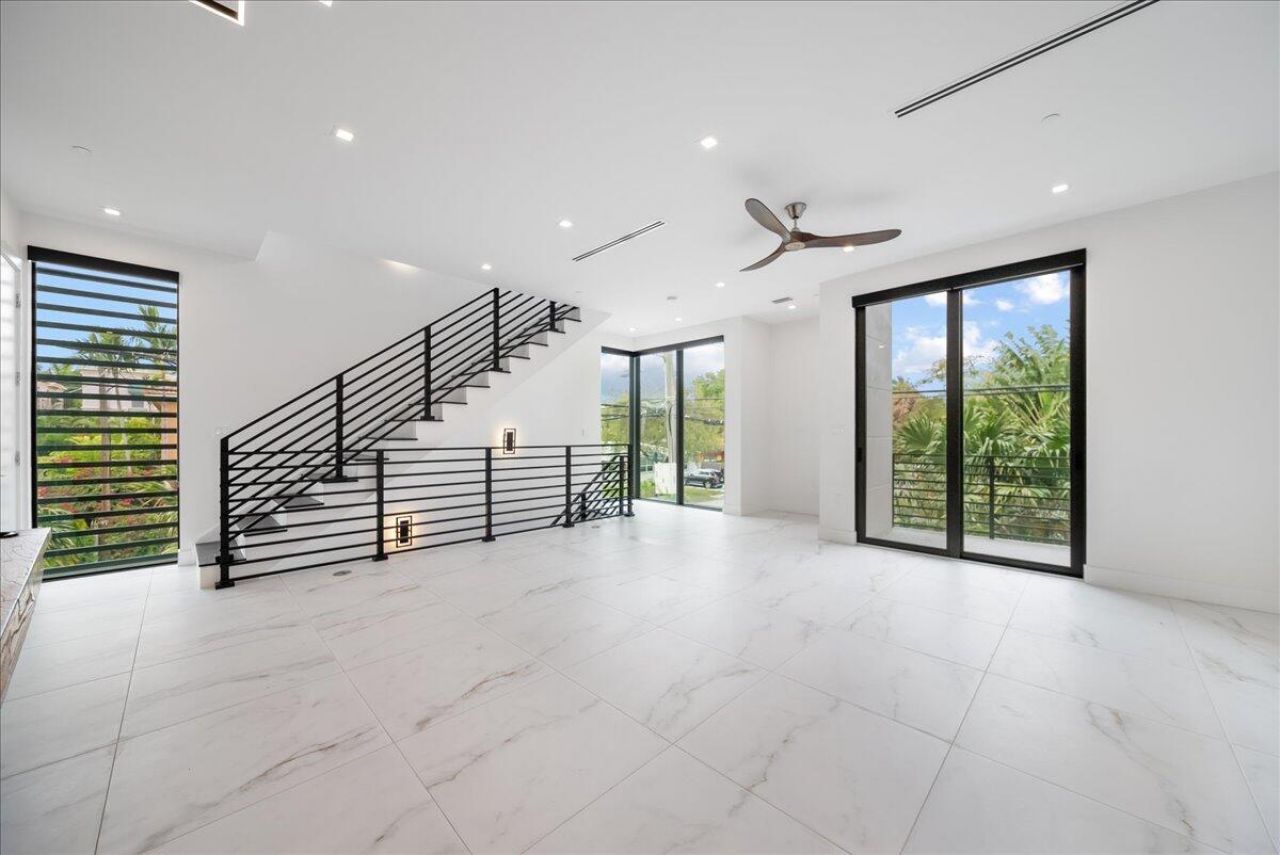 1052 N Victoria Park Road, Fort Lauderdale, FL 33304 Photo