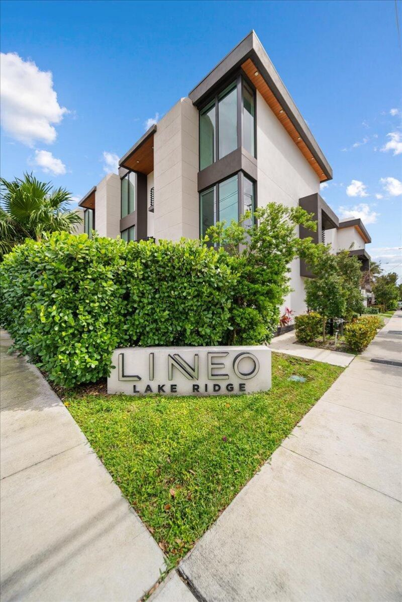 1052 N Victoria Park Road, Fort Lauderdale, FL 33304 Photo