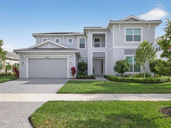 9249 Crestview Circle, Palm Beach Gardens, FL 33412