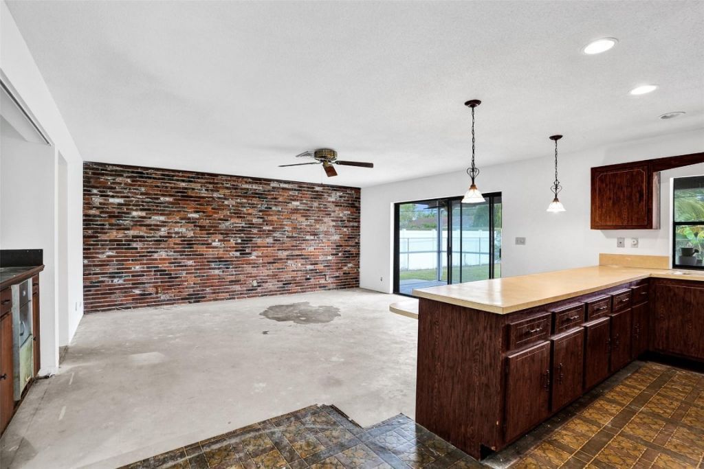 65 W Palm Drive, Margate, FL 33063 Photo