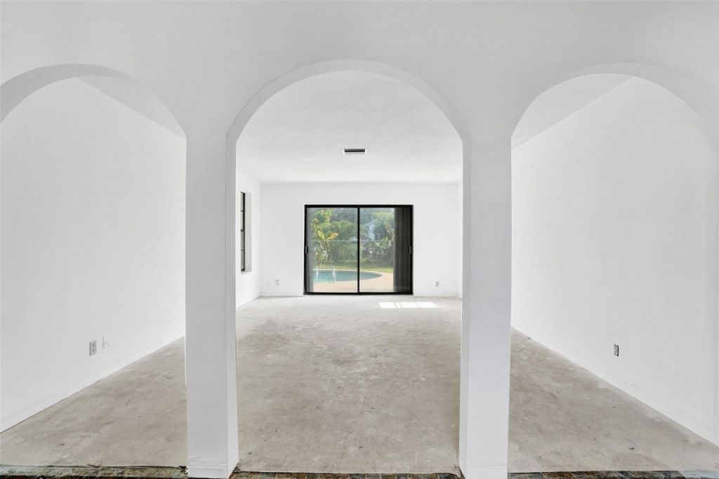 65 W Palm Drive, Margate, FL 33063 Photo