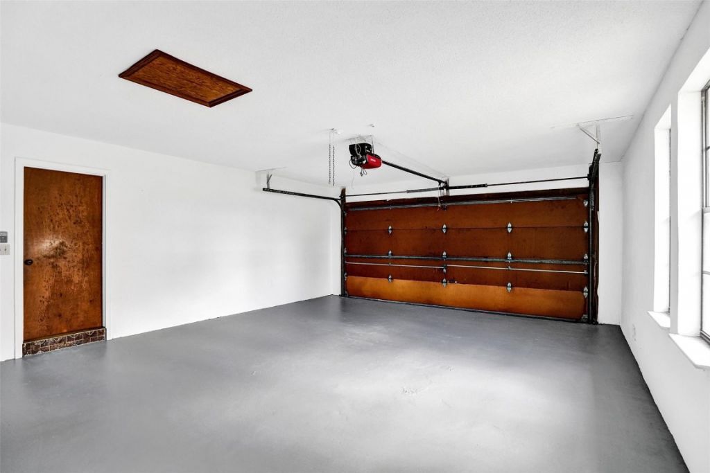 65 W Palm Drive, Margate, FL 33063 Photo