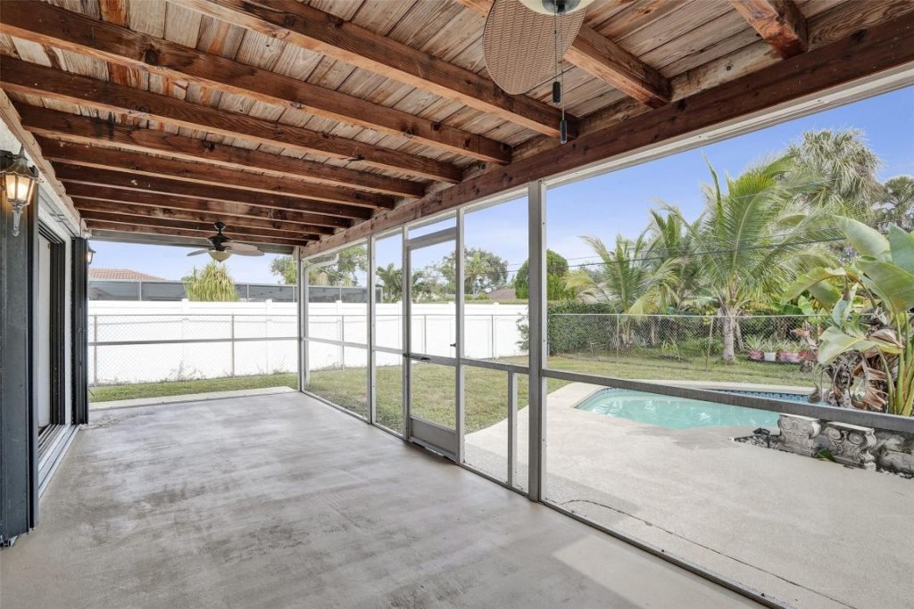 65 W Palm Drive, Margate, FL 33063 Photo