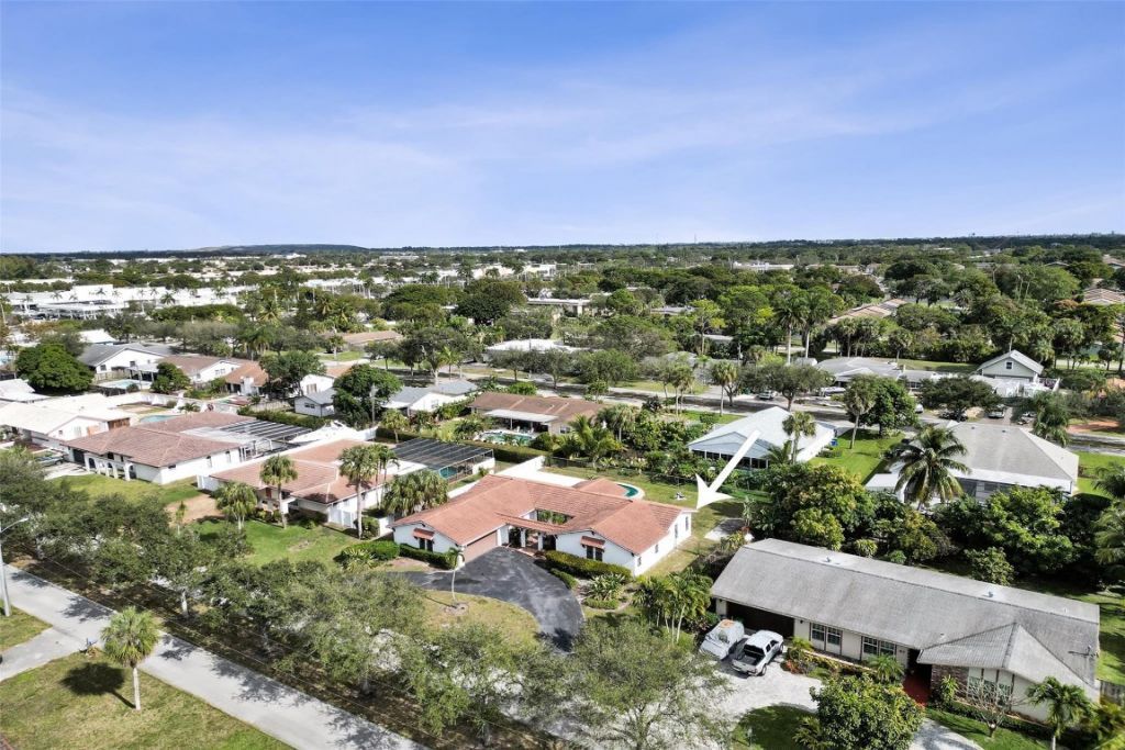 65 W Palm Drive, Margate, FL 33063 Photo