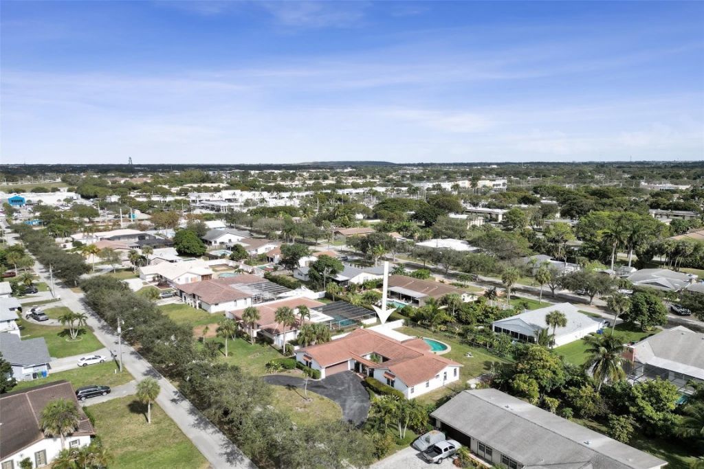 65 W Palm Drive, Margate, FL 33063 Photo