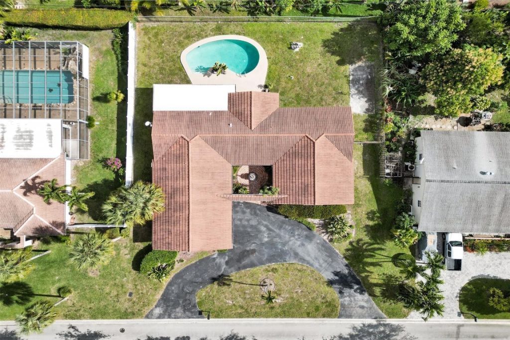 65 W Palm Drive, Margate, FL 33063 Photo