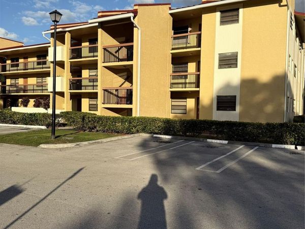2075 Coral Ridge Drive, Unit 2075, Coral Springs, FL 33071