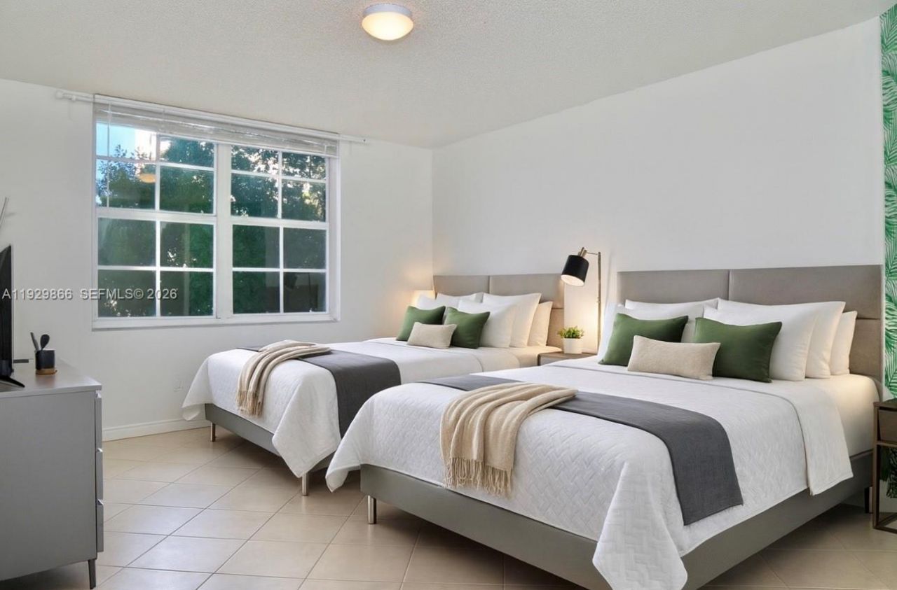 19601 E Country Club Dr, Unit 7202, Aventura, FL 33180 Photo