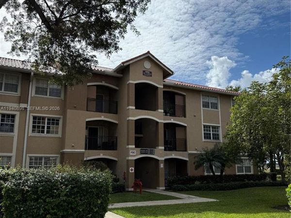 11650 SW 2nd St, Unit 16108, Pembroke Pines, FL 33025