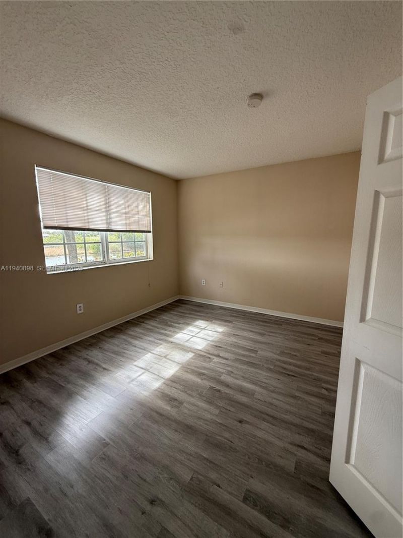 11650 SW 2nd St, Unit 16108, Pembroke Pines, FL 33025 Photo