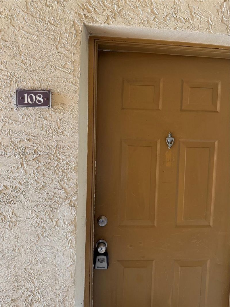 11650 SW 2nd St, Unit 16108, Pembroke Pines, FL 33025 Photo