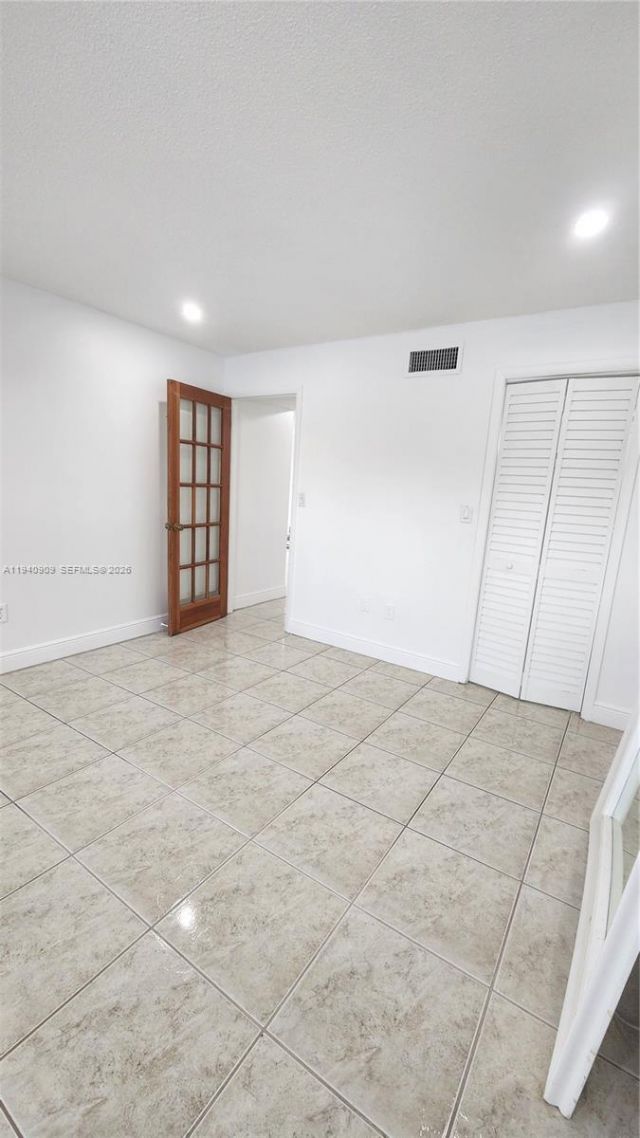 1020 94th St, Unit 301, Bay Harbor Islands, FL 33154 Photo