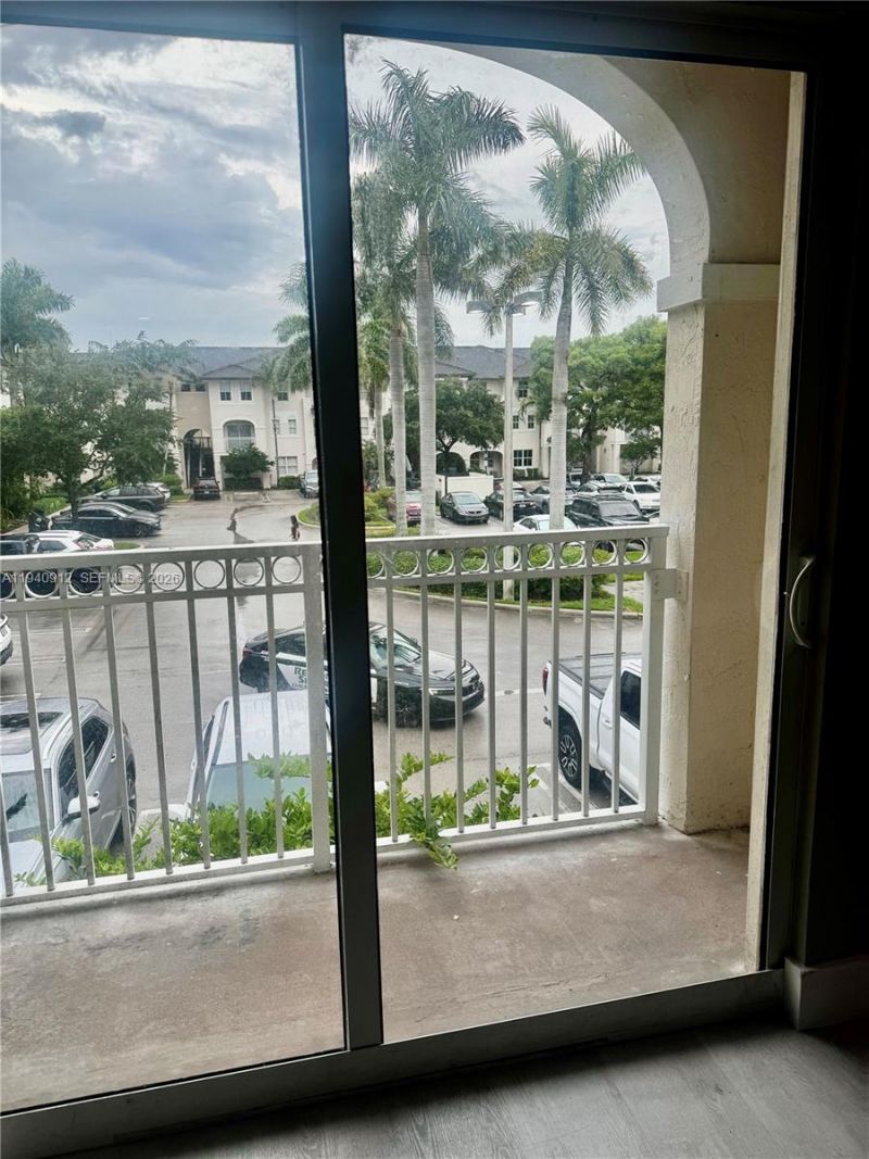 11403 NW 89th St, Unit 209, Doral, FL 33178 Photo