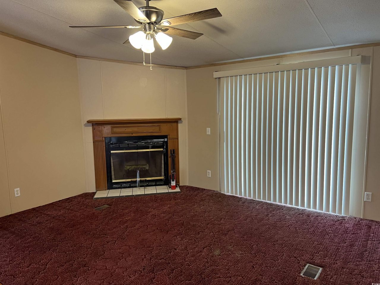 451 Sutton Dr.  Photo 4