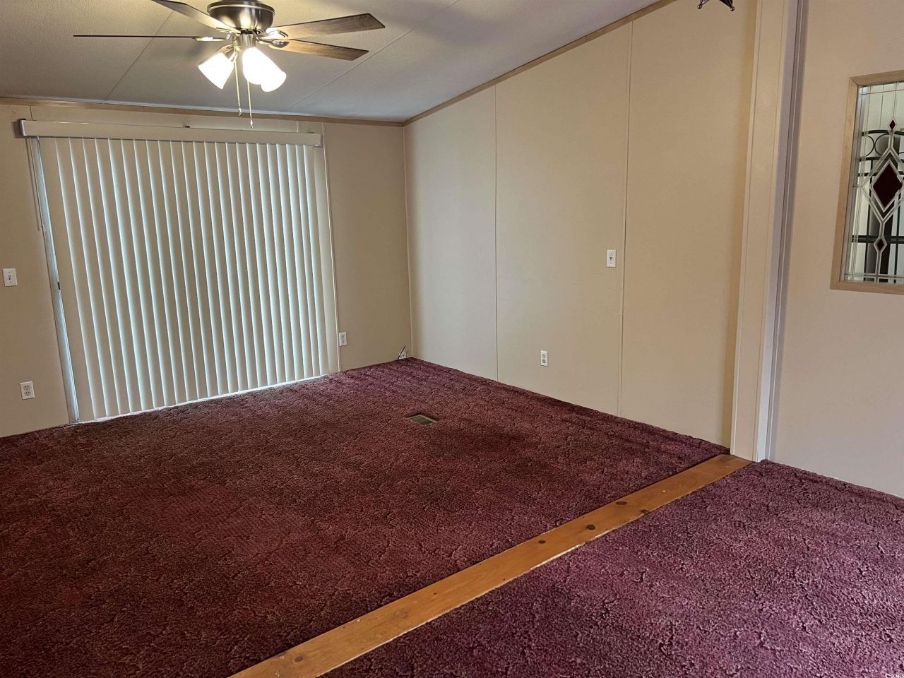 451 Sutton Dr.  Photo 6