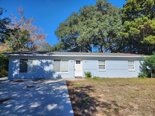 321 NW Hollywood Boulevard, Fort Walton Beach, FL 32548