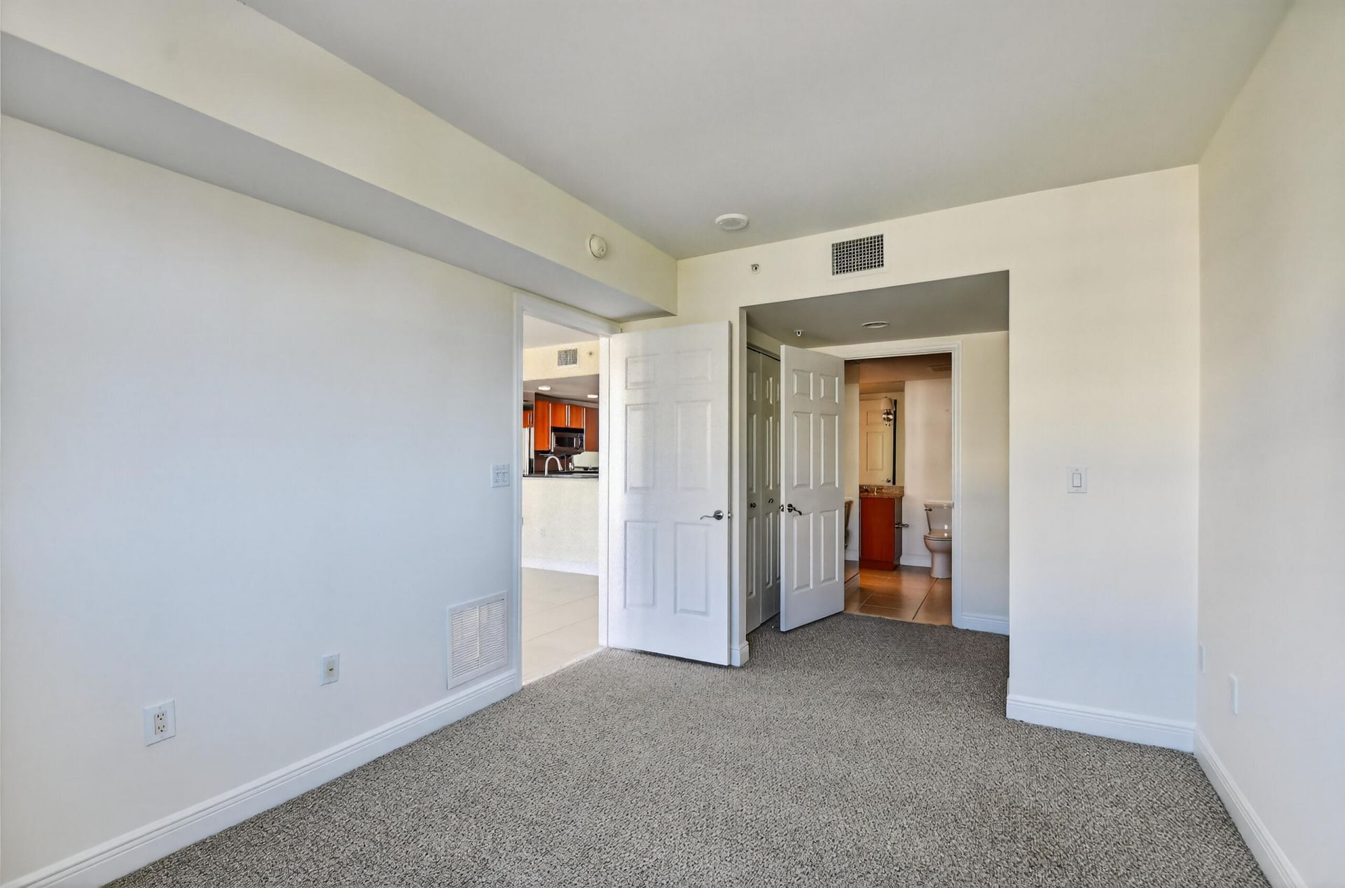 610 Clematis Street, Unit 631, West Palm Beach, FL 33401 Photo