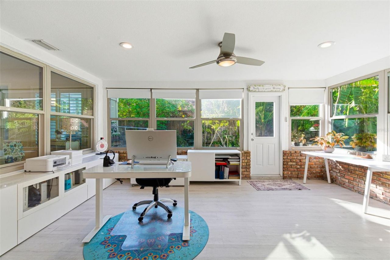 5026 Barrowe Drive, Tampa, FL 33624 Photo