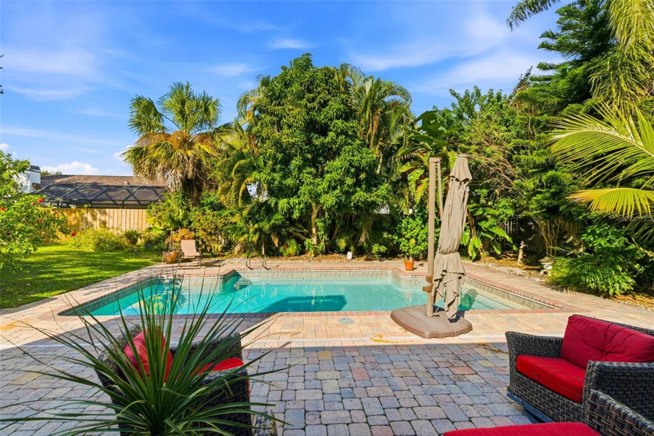 5026 Barrowe Drive, Tampa, FL 33624 Photo