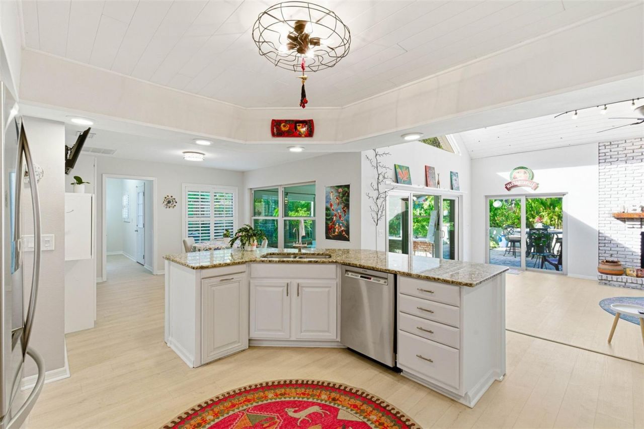 5026 Barrowe Drive, Tampa, FL 33624 Photo