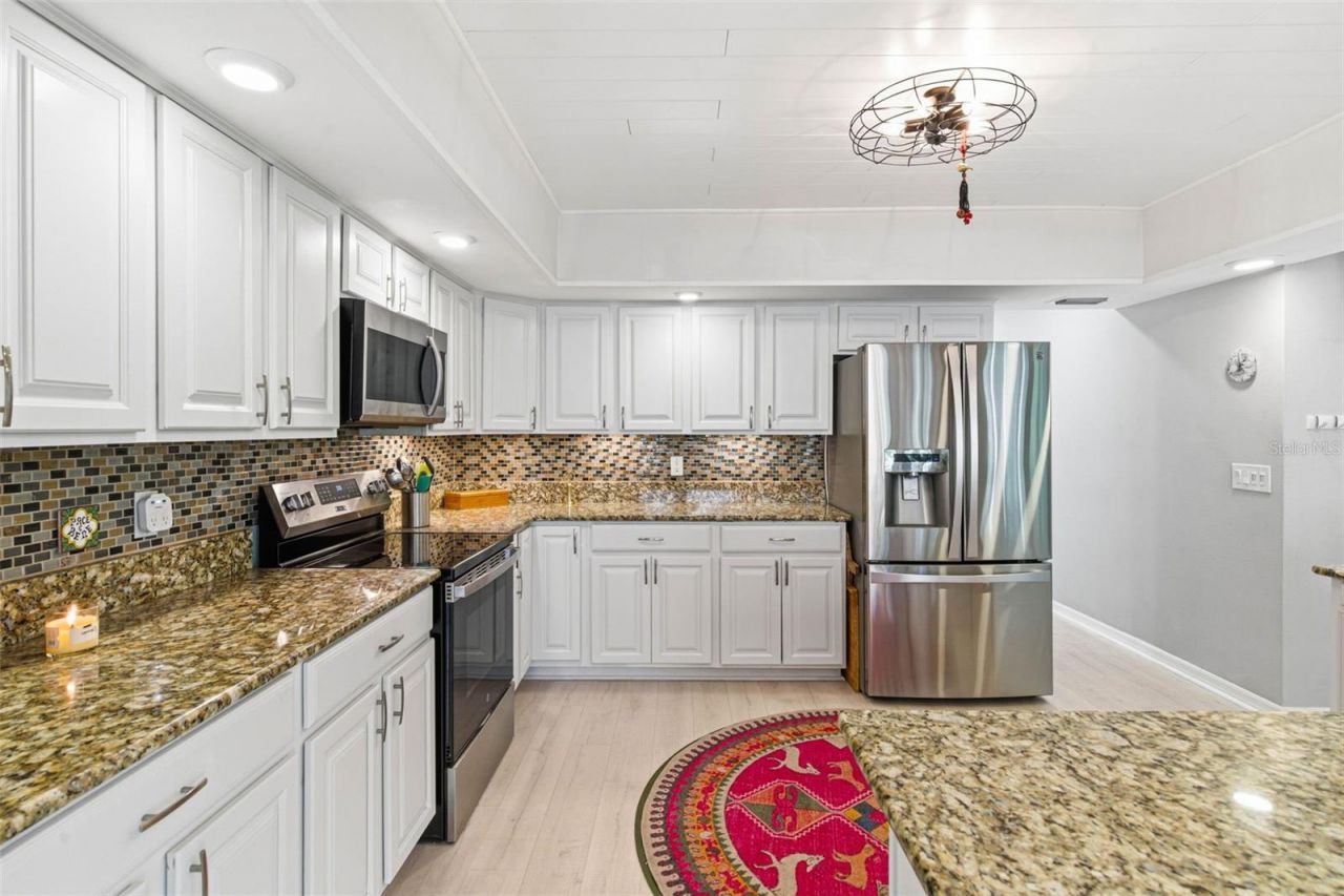 5026 Barrowe Drive, Tampa, FL 33624 Photo