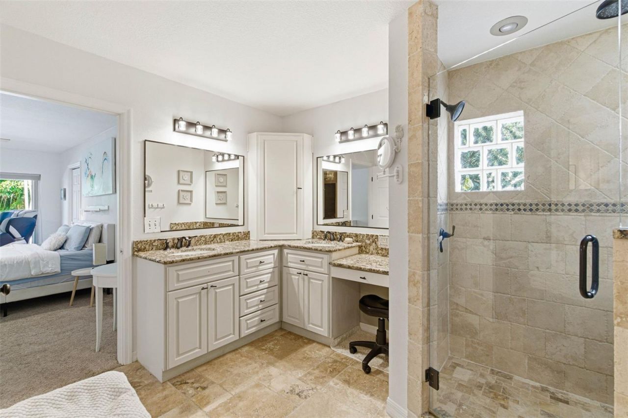 5026 Barrowe Drive, Tampa, FL 33624 Photo